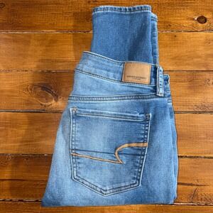 American Eagle Women's 6 (Fits 28x26) Blue Denim Hi Rise Jegging Crop Stretch